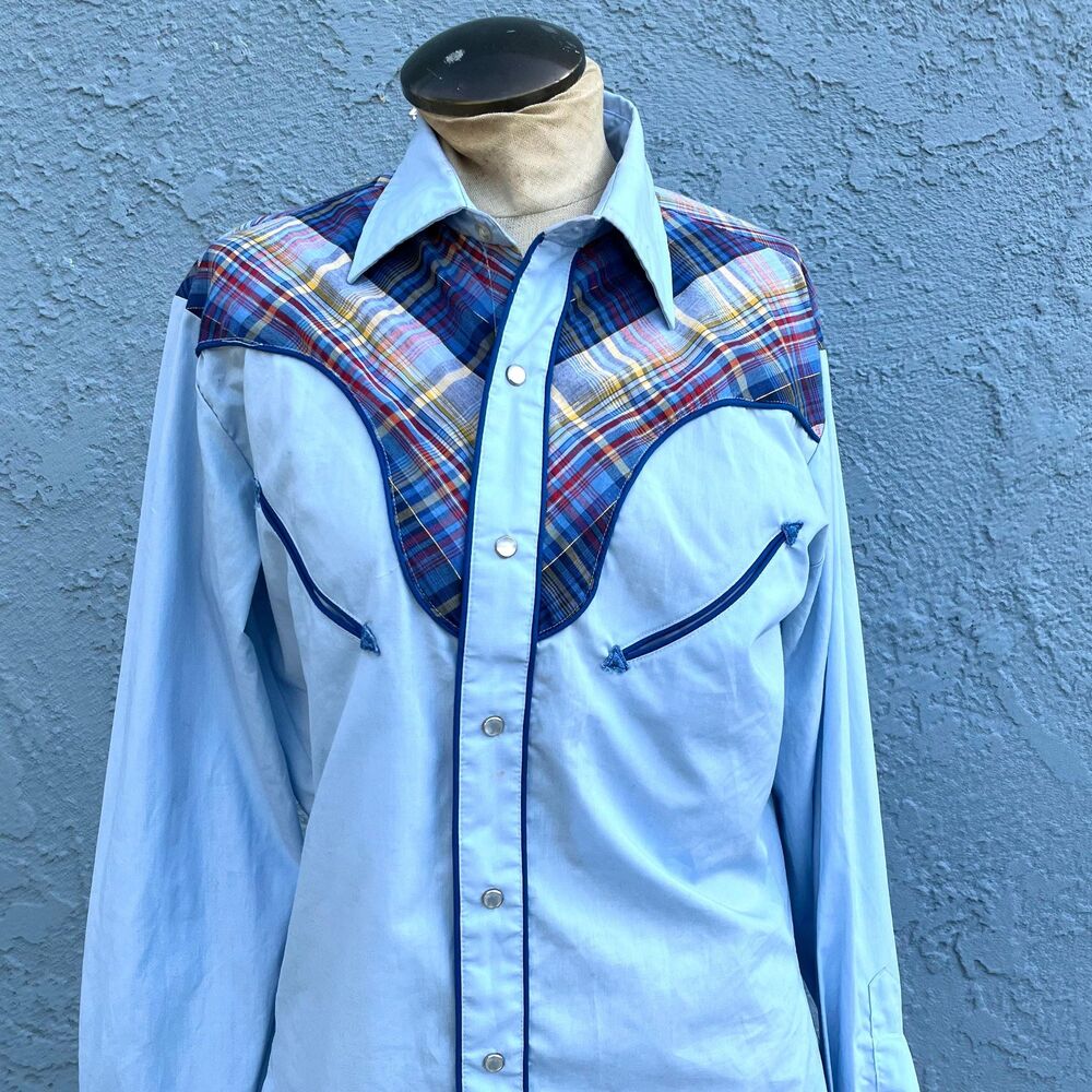 70s Western Shirt in Small 14 1/2 Blue Rainbow Plaid Pearl snap Cowboy